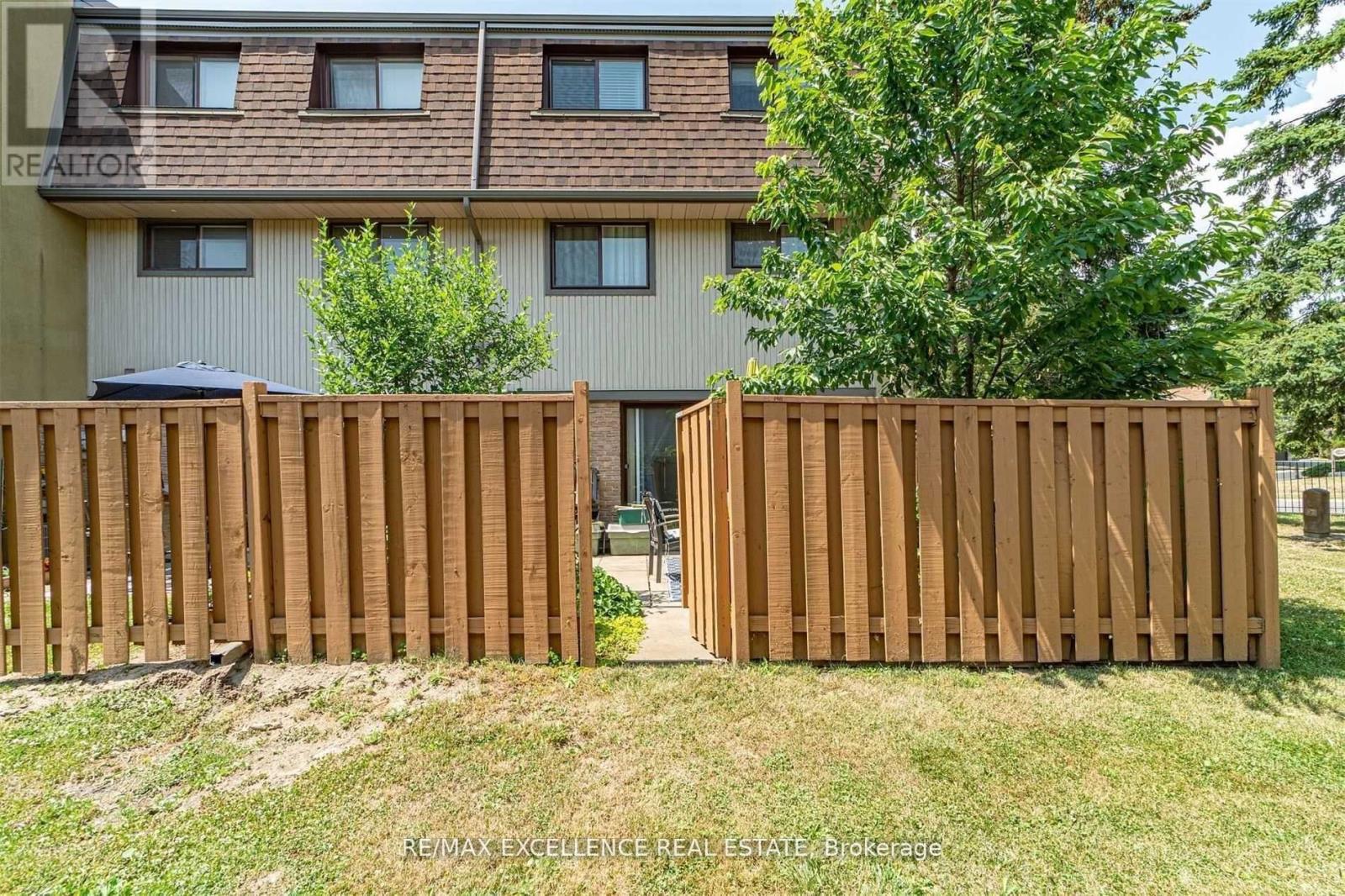 148 Ashton Crescent, Brampton, Ontario  L6S 3J9 - Photo 13 - W13220974