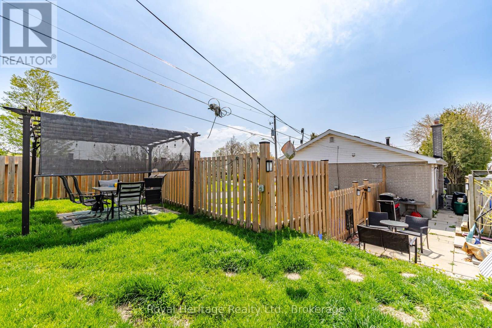 1546 Lakemount Street, Oshawa, Ontario  L1J 3Y2 - Photo 13 - E13221074