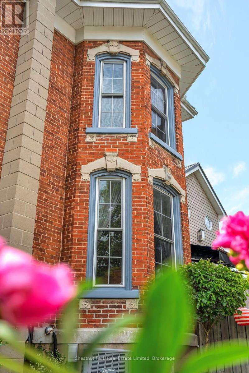 26 Centre Street, Prince Edward County, Ontario  K0K 2T0 - Photo 4 - X13221024