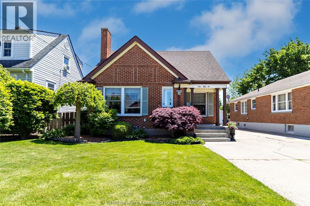 156 Emma Street, Chatham, Ontario  N7L 1B3 - Photo 2 - 26012472