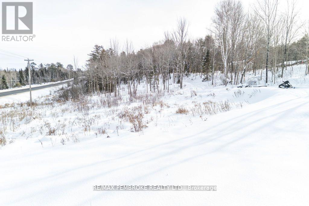 88 Lance Road, Laurentian Hills, Ontario  K0J 1P0 - Photo 11 - X13220998