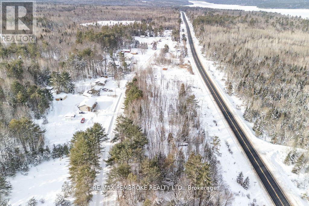 88 Lance Road, Laurentian Hills, Ontario  K0J 1P0 - Photo 19 - X13220998