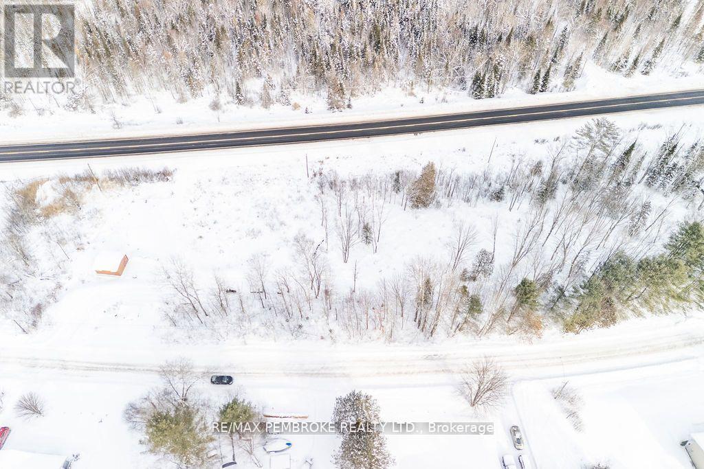 88 Lance Road, Laurentian Hills, Ontario  K0J 1P0 - Photo 3 - X13220998