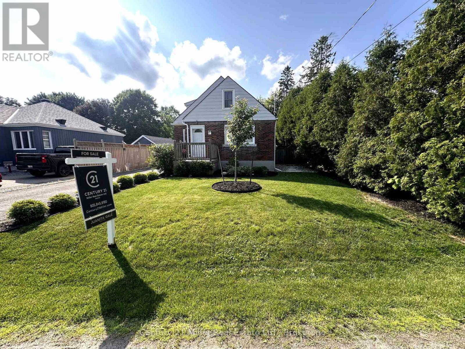 281 Peel Street, Halton Hills, Ontario  L7J 1M7 - Photo 2 - W13221168