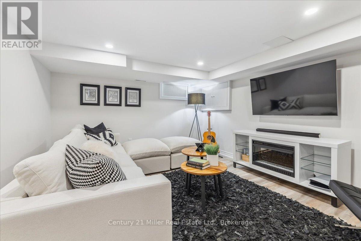 281 Peel Street, Halton Hills, Ontario  L7J 1M7 - Photo 26 - W13221168
