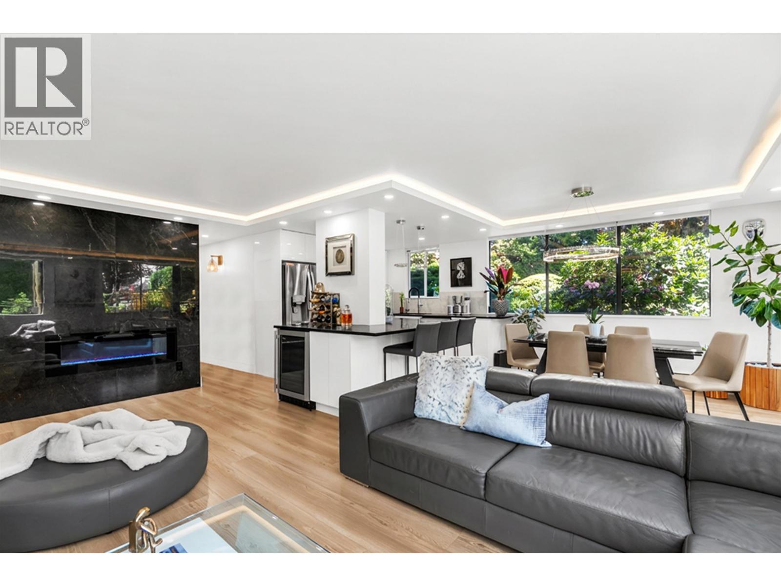 Lorem Ipsum Dolor, West Vancouver, British Columbia  V7T  - Photo 6 - DEMO29832493