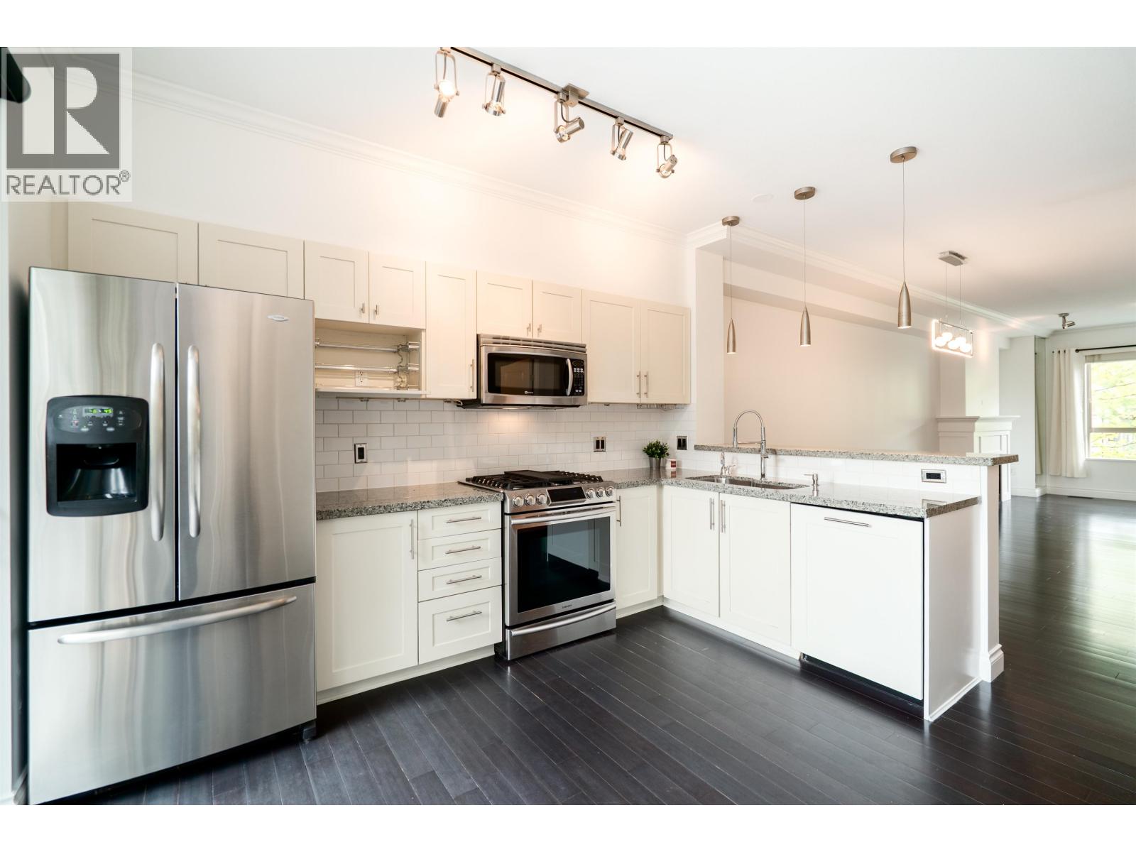 98 100 Klahanie Drive, Port Moody, British Columbia  V3H 5K3 - Photo 12 - R3130099