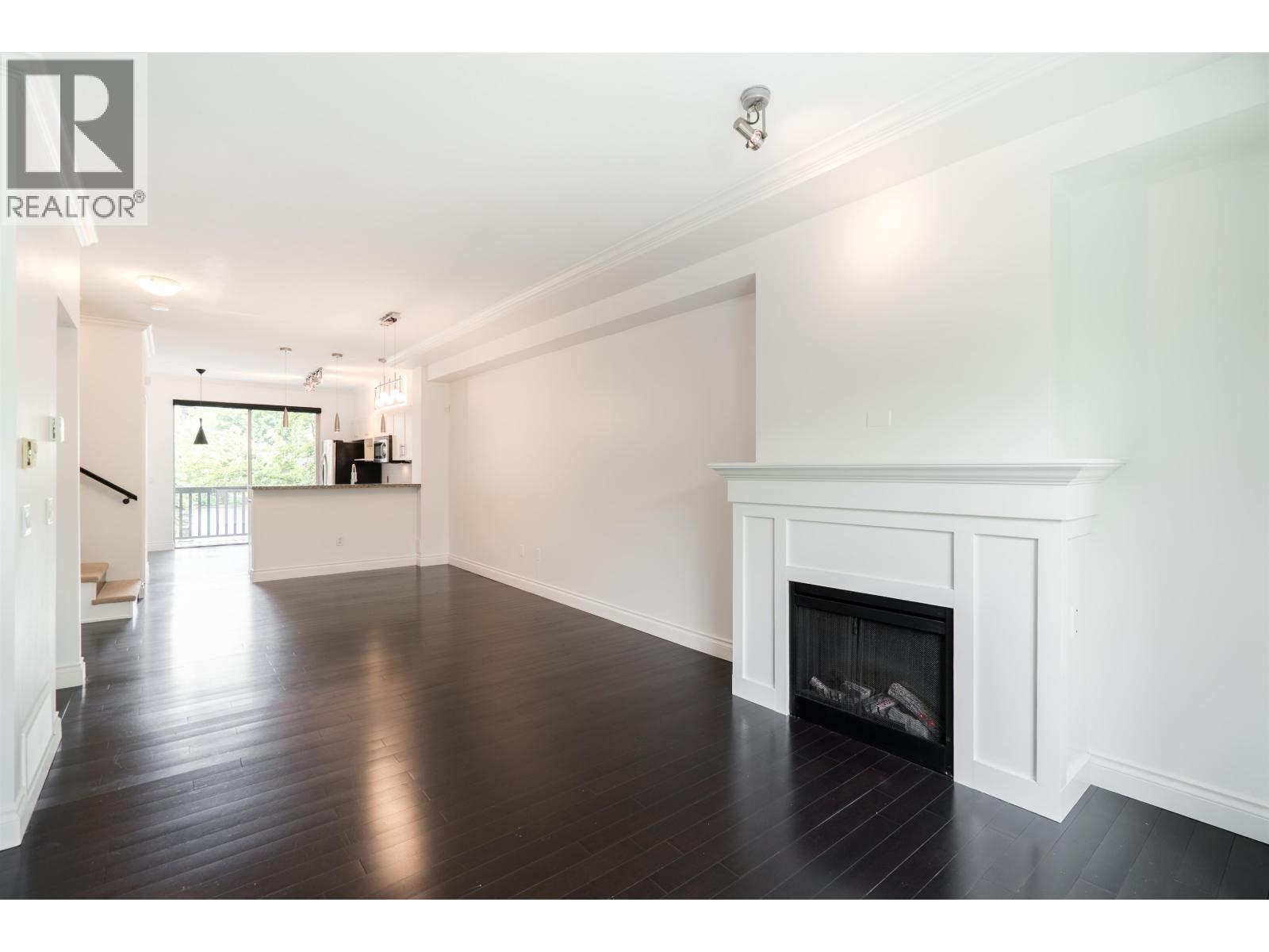 98 100 Klahanie Drive, Port Moody, British Columbia  V3H 5K3 - Photo 4 - R3130099