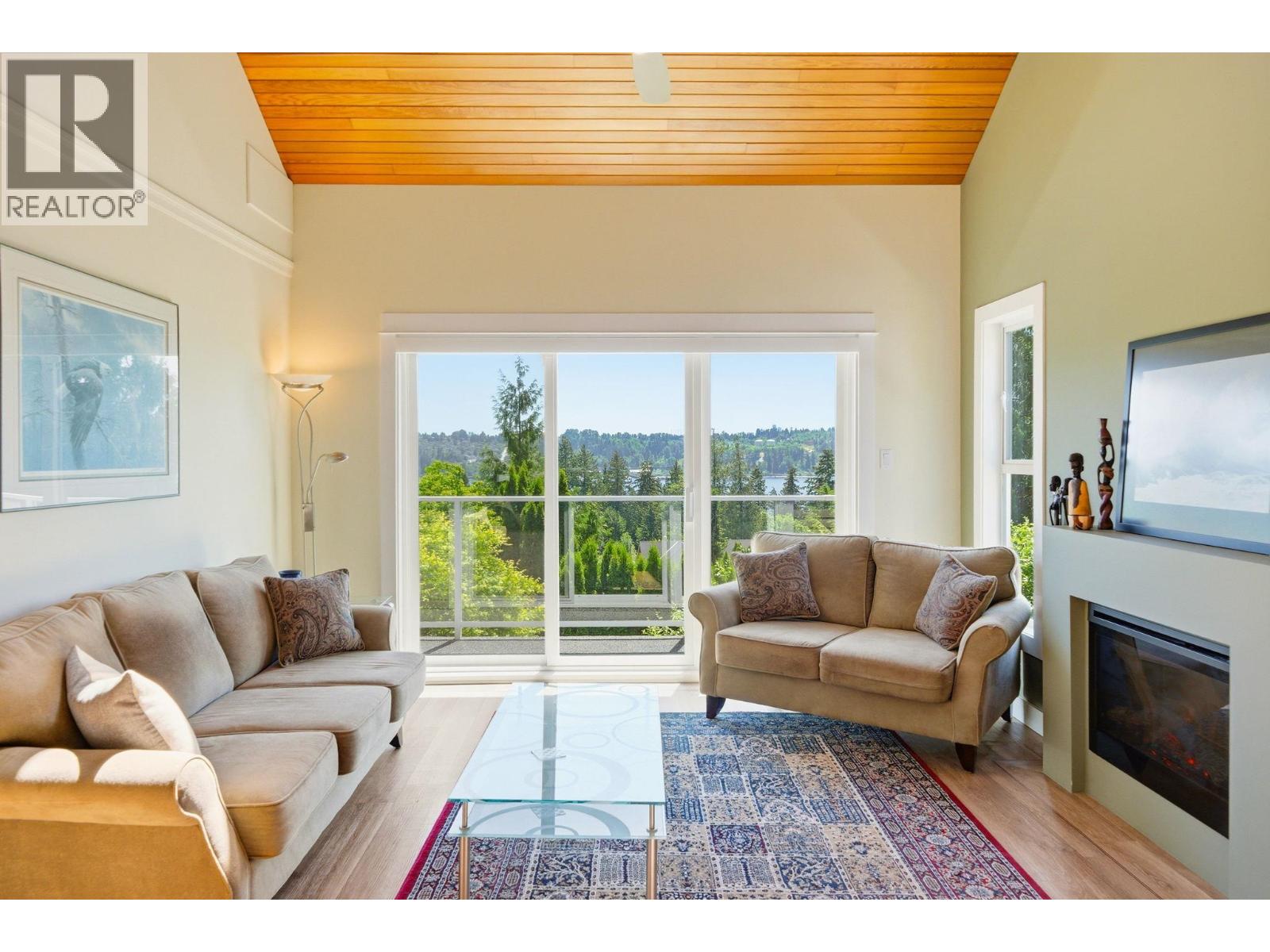 4015 Cummins Place, North Vancouver, British Columbia  V7G 2E8 - Photo 15 - R3130092