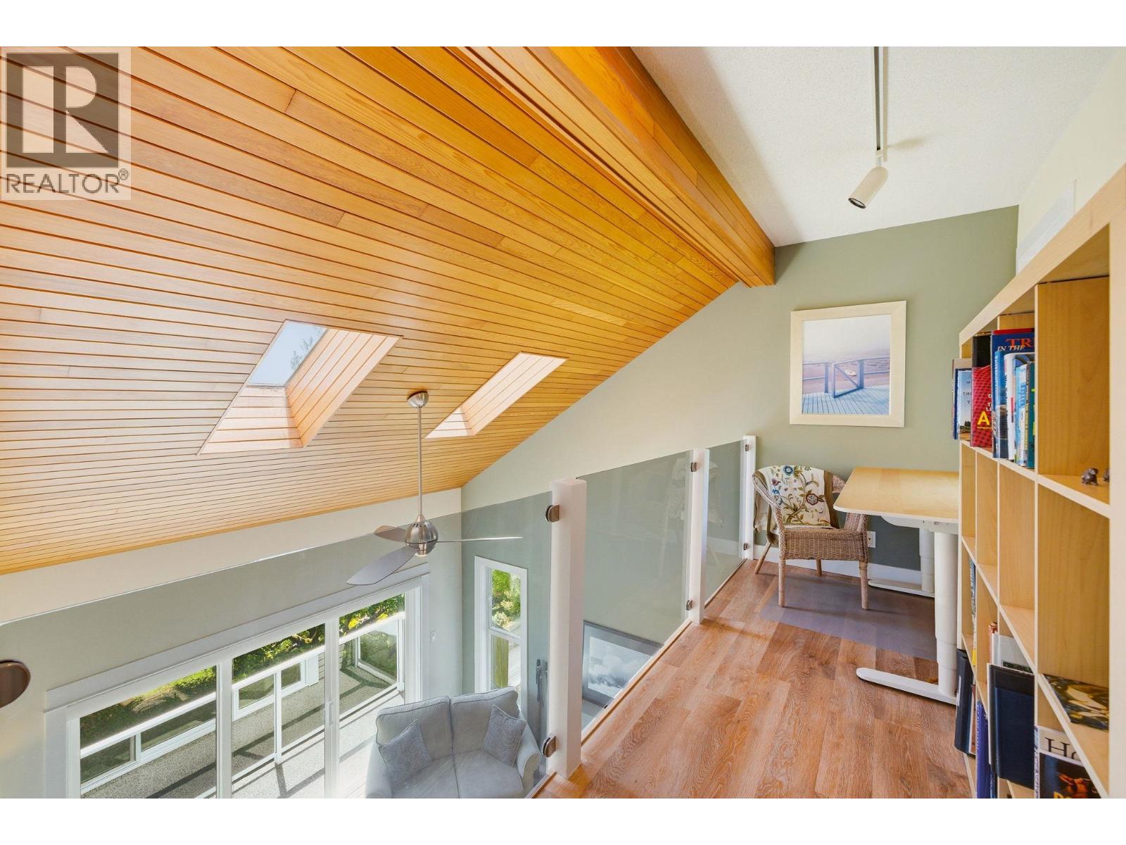 4015 Cummins Place, North Vancouver, British Columbia  V7G 2E8 - Photo 18 - R3130092