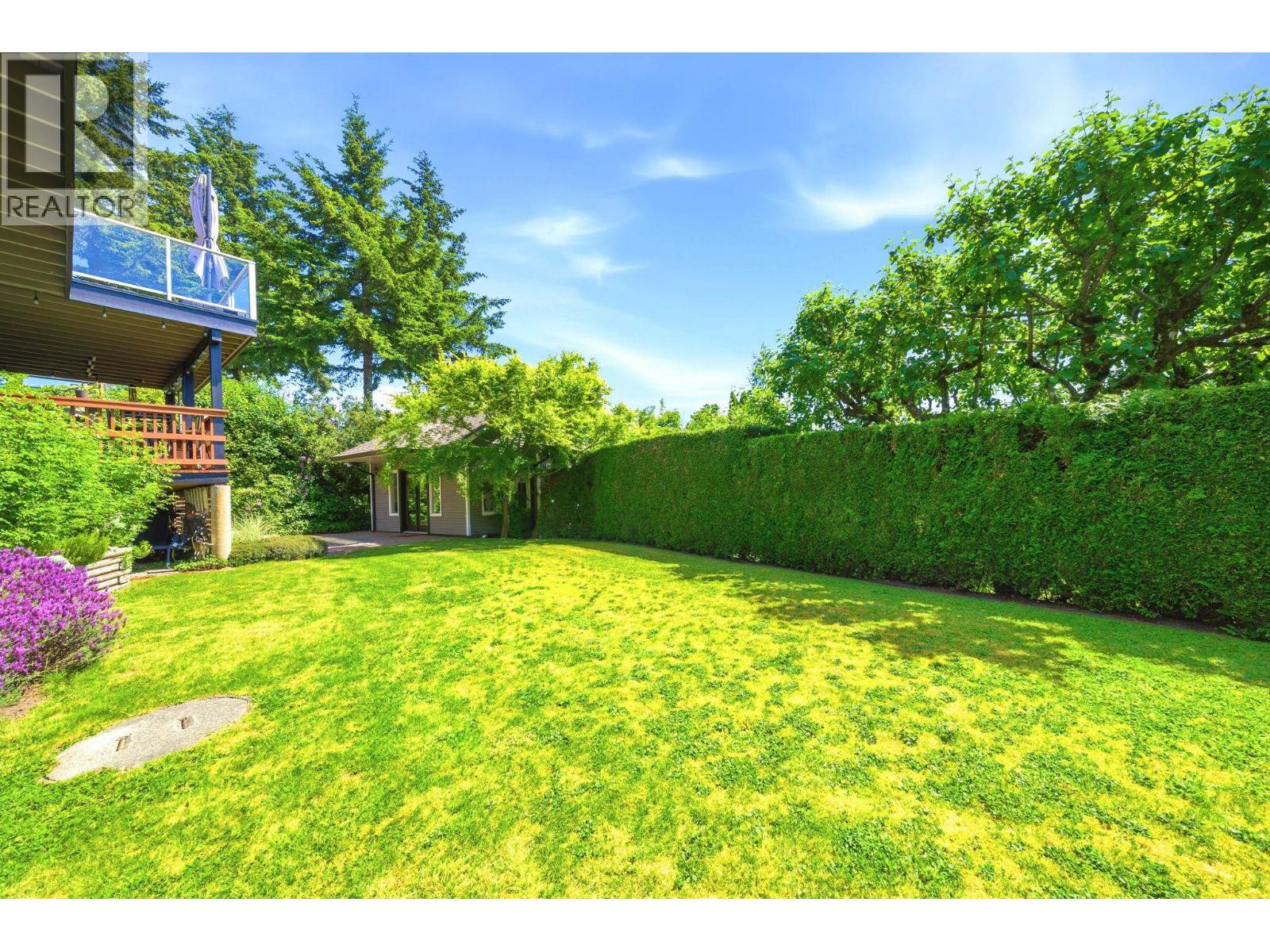 4015 Cummins Place, North Vancouver, British Columbia  V7G 2E8 - Photo 35 - R3130092