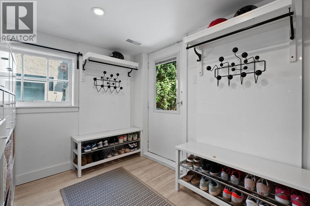 3392 W 8th Avenue, Vancouver, British Columbia  V6R 1Y4 - Photo 32 - R3130100