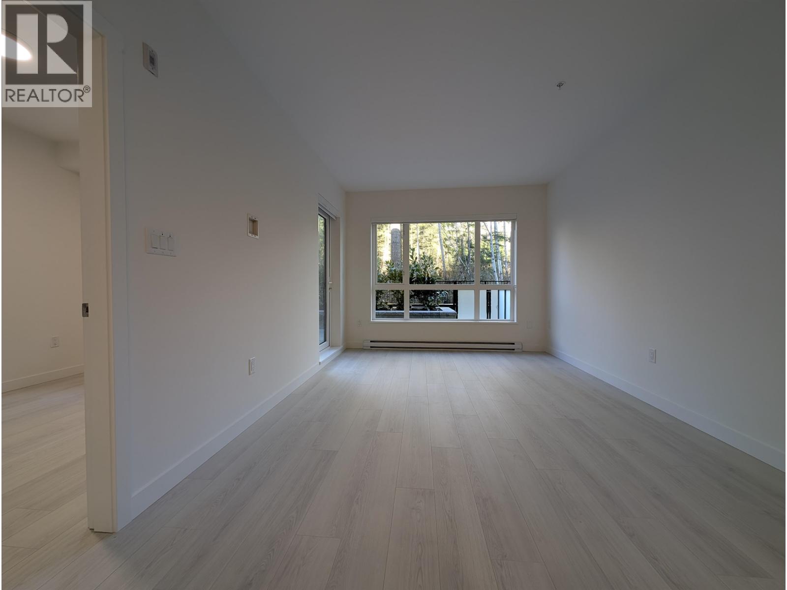 213 3594 Malsum Drive, North Vancouver, British Columbia  V7G 0B5 - Photo 3 - R3130071