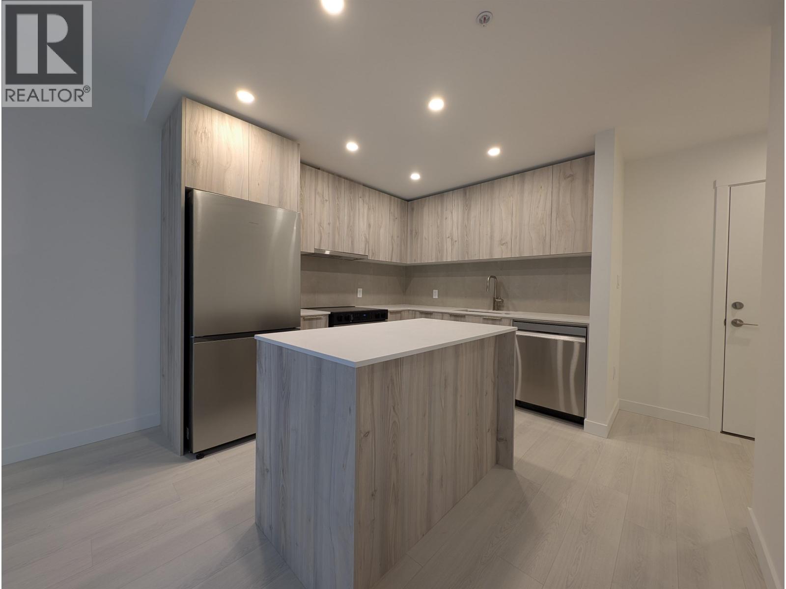 213 3594 Malsum Drive, North Vancouver, British Columbia  V7G 0B5 - Photo 5 - R3130071