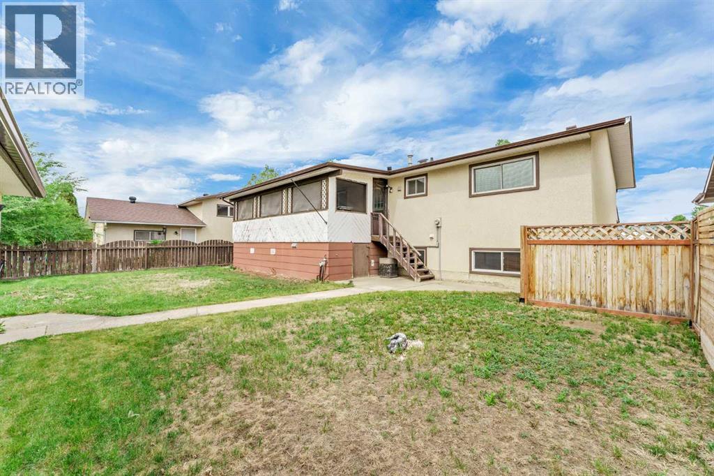 173 Cypress Way SE, Medicine Hat, Alberta  T1B 1L5 - Photo 42 - A2315038