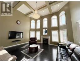 7 TANDEM Court, Ancaster, Ontario