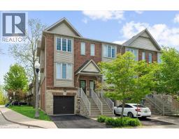 30 CHAPMAN Lane, Hamilton, Ontario