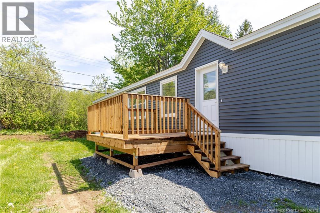 16 Tamarack Drive, Lincoln, New Brunswick  E3B 6T1 - Photo 2 - NB140793