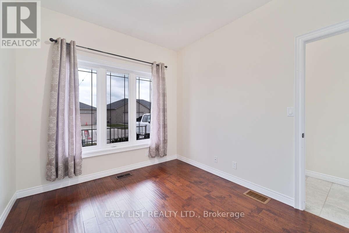 153 Brown Street, Norfolk, Ontario  N0A 1N7 - Photo 9 - X11958699