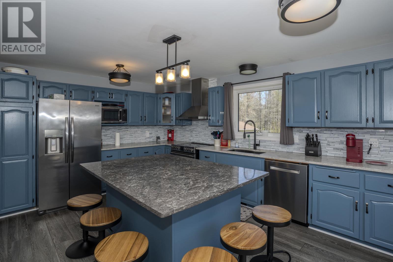 3306 Fairview Ave, Thunder Bay, Ontario  P7K 1E5 - Photo 5 - TB2601275