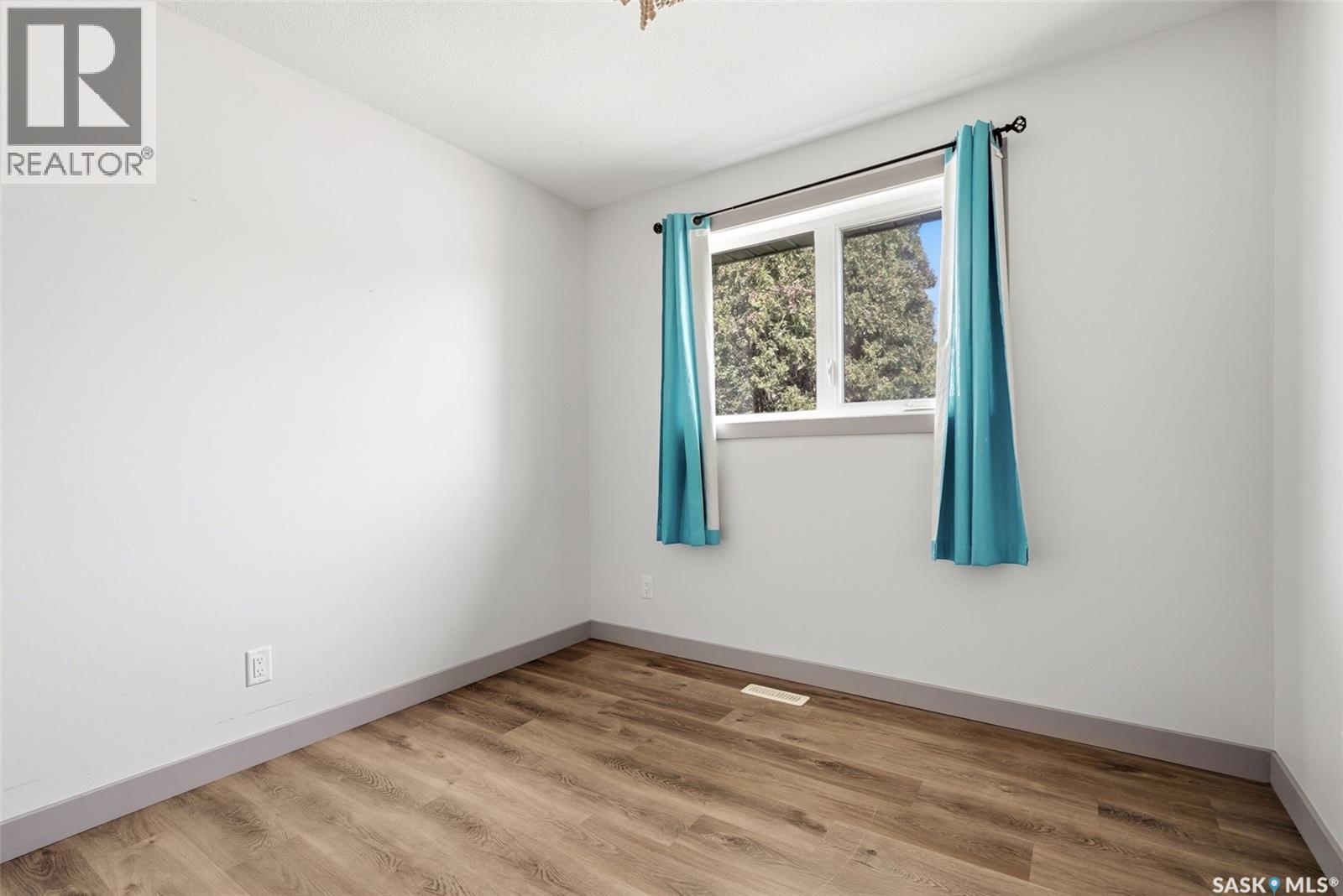 306 Howe Place, Regina, Saskatchewan  S4R 8M5 - Photo 21 - SK037127