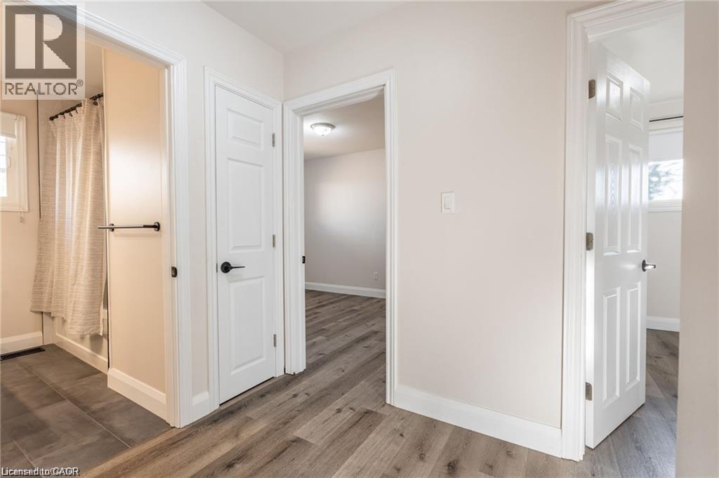 92 South Bend Road W Unit# Upper, Hamilton, Ontario  L9C 1N1 - Photo 16 - 40834791