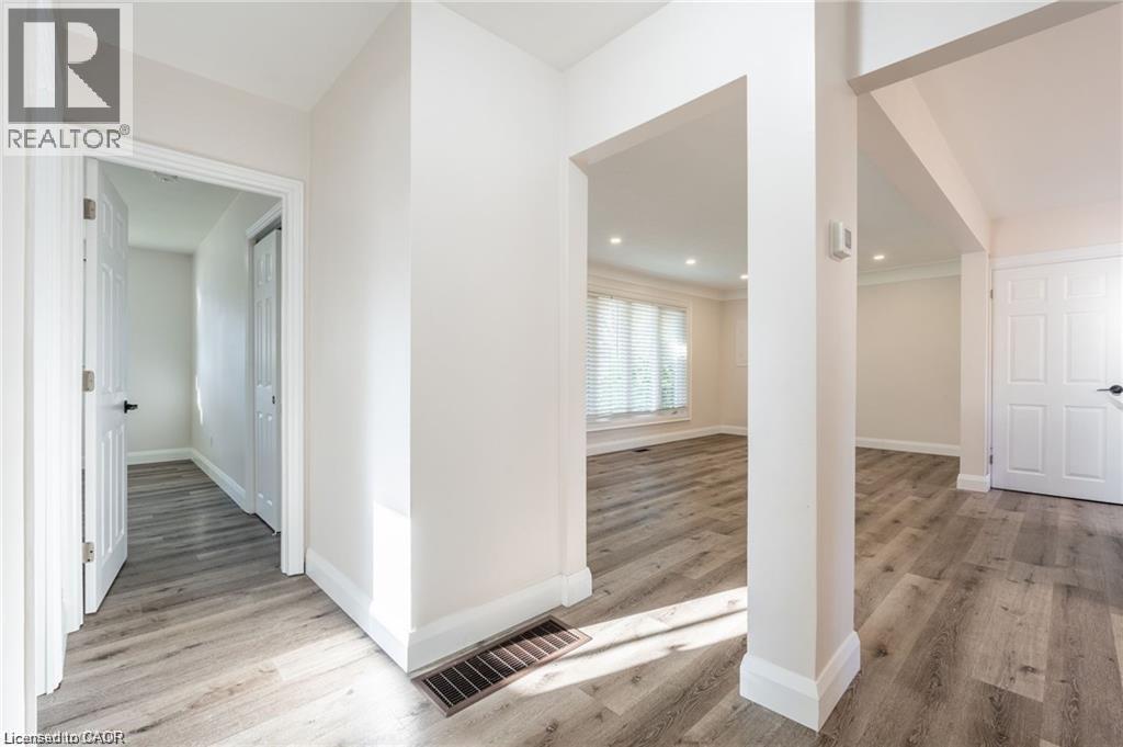92 South Bend Road W Unit# Upper, Hamilton, Ontario  L9C 1N1 - Photo 17 - 40834791