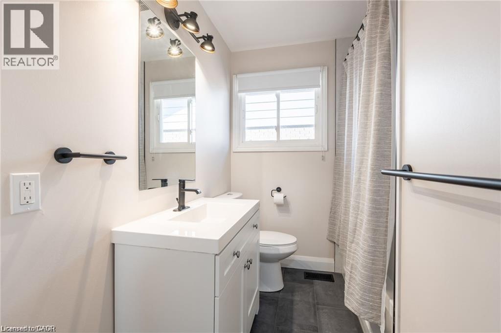 92 South Bend Road W Unit# Upper, Hamilton, Ontario  L9C 1N1 - Photo 18 - 40834791