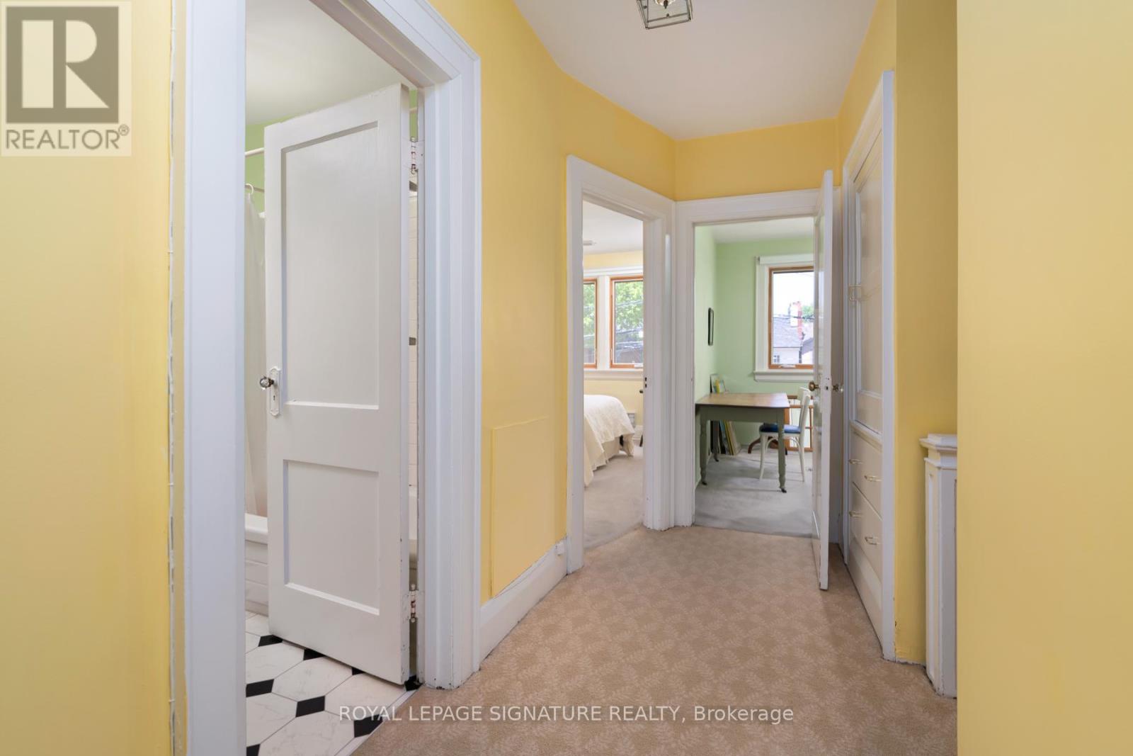 101 Deloraine Avenue, Toronto, Ontario  M5M 2B1 - Photo 20 - C13221018