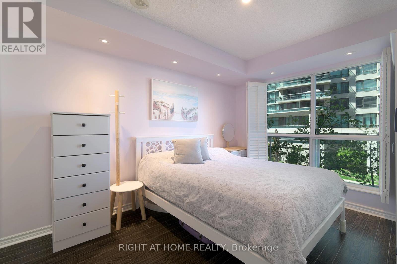 210 - 7 Lorraine Drive, Toronto, Ontario  M2N 7H2 - Photo 20 - C13221068