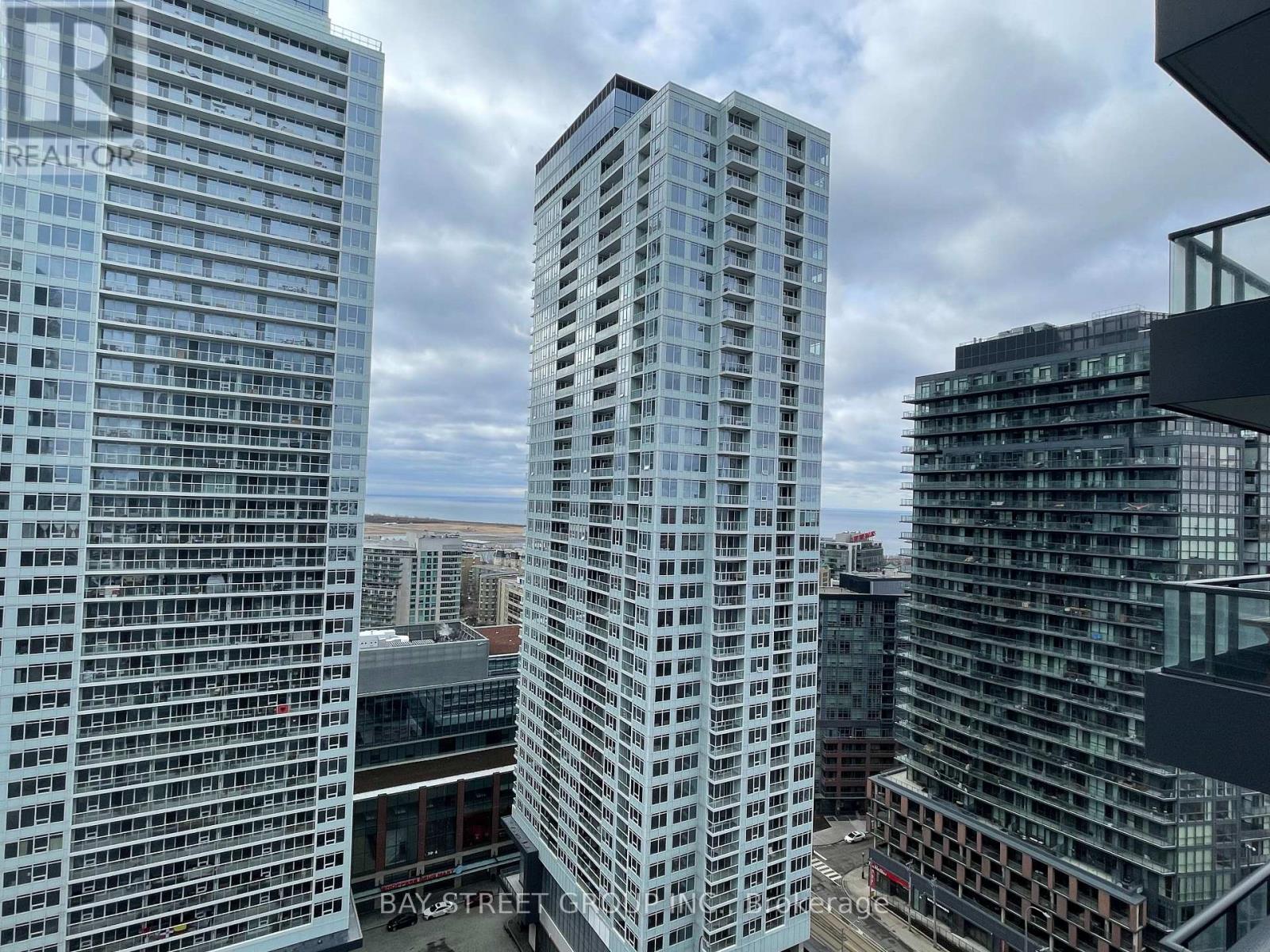 2601 - 70 Queens Wharf Road, Toronto, Ontario  M5V 0J2 - Photo 12 - C13221156