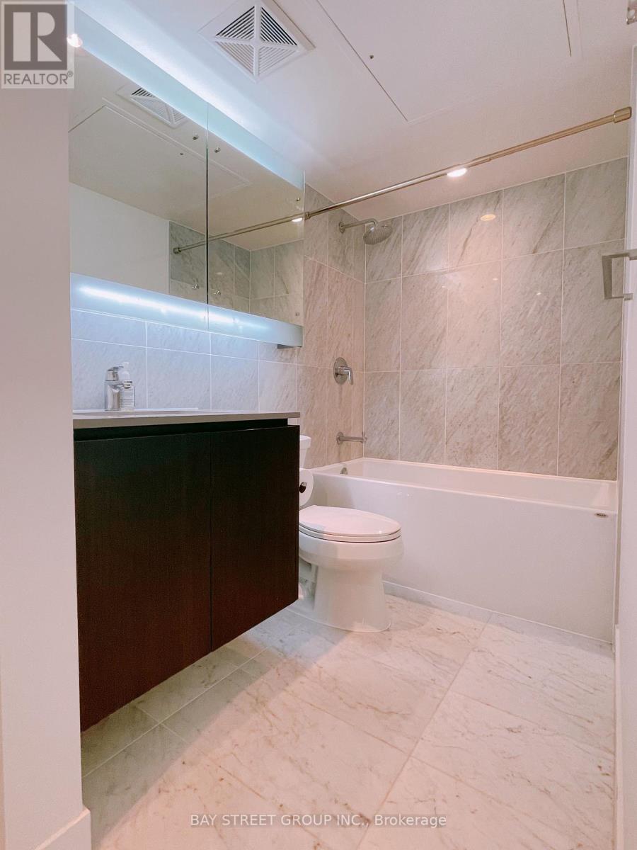 2601 - 70 Queens Wharf Road, Toronto, Ontario  M5V 0J2 - Photo 8 - C13221156