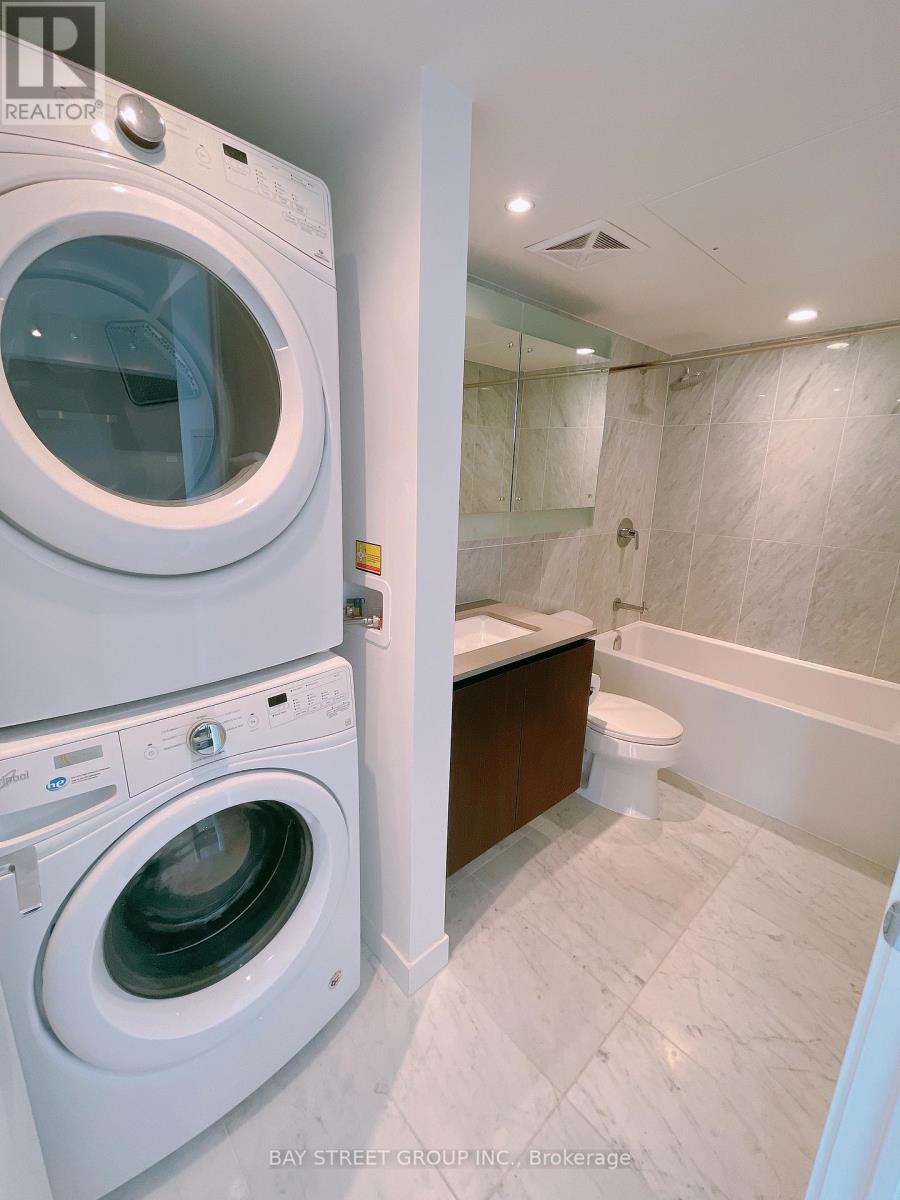 2601 - 70 Queens Wharf Road, Toronto, Ontario  M5V 0J2 - Photo 9 - C13221156