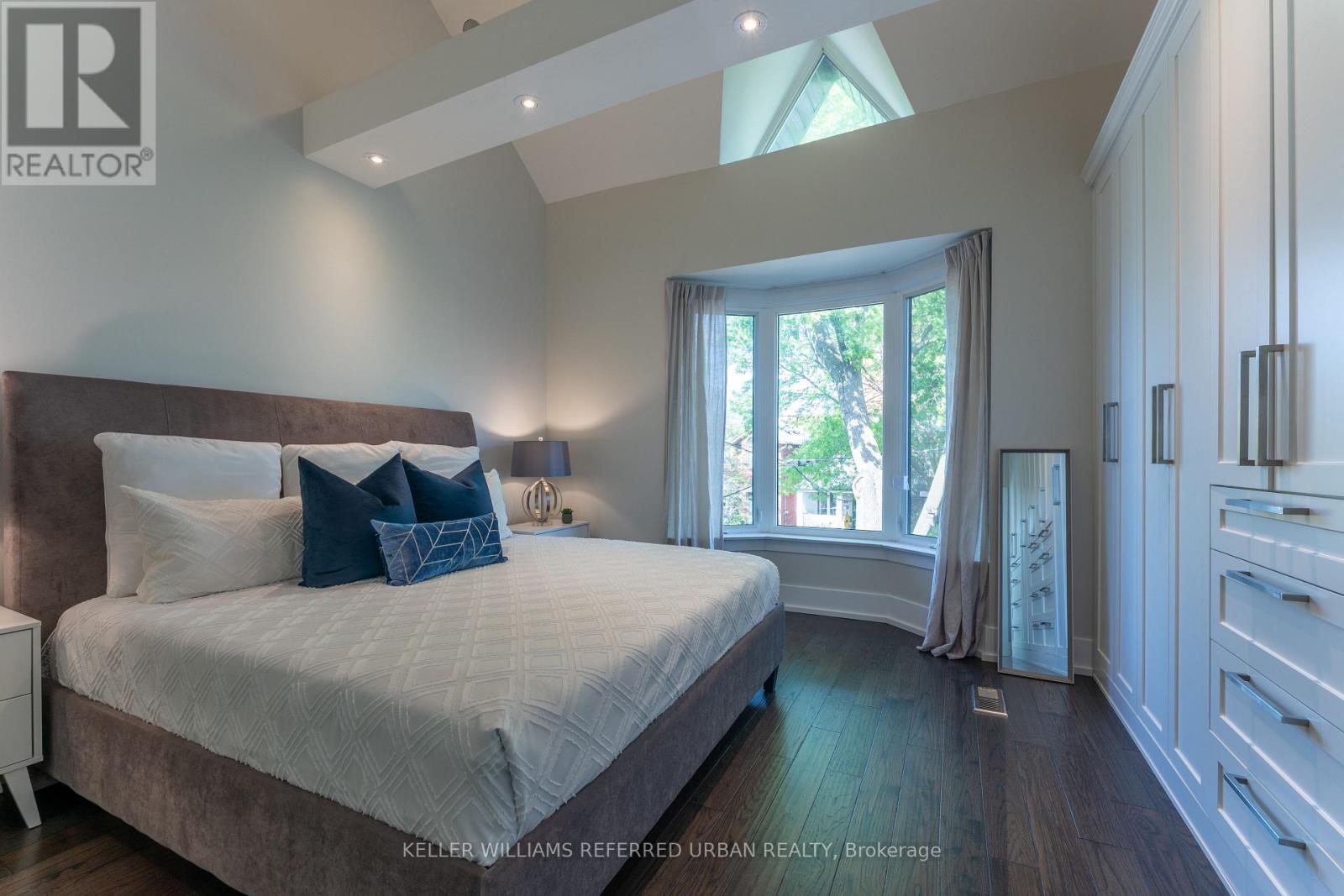 102 Gough Avenue, Toronto, Ontario  M4K 3N8 - Photo 11 - E13221006