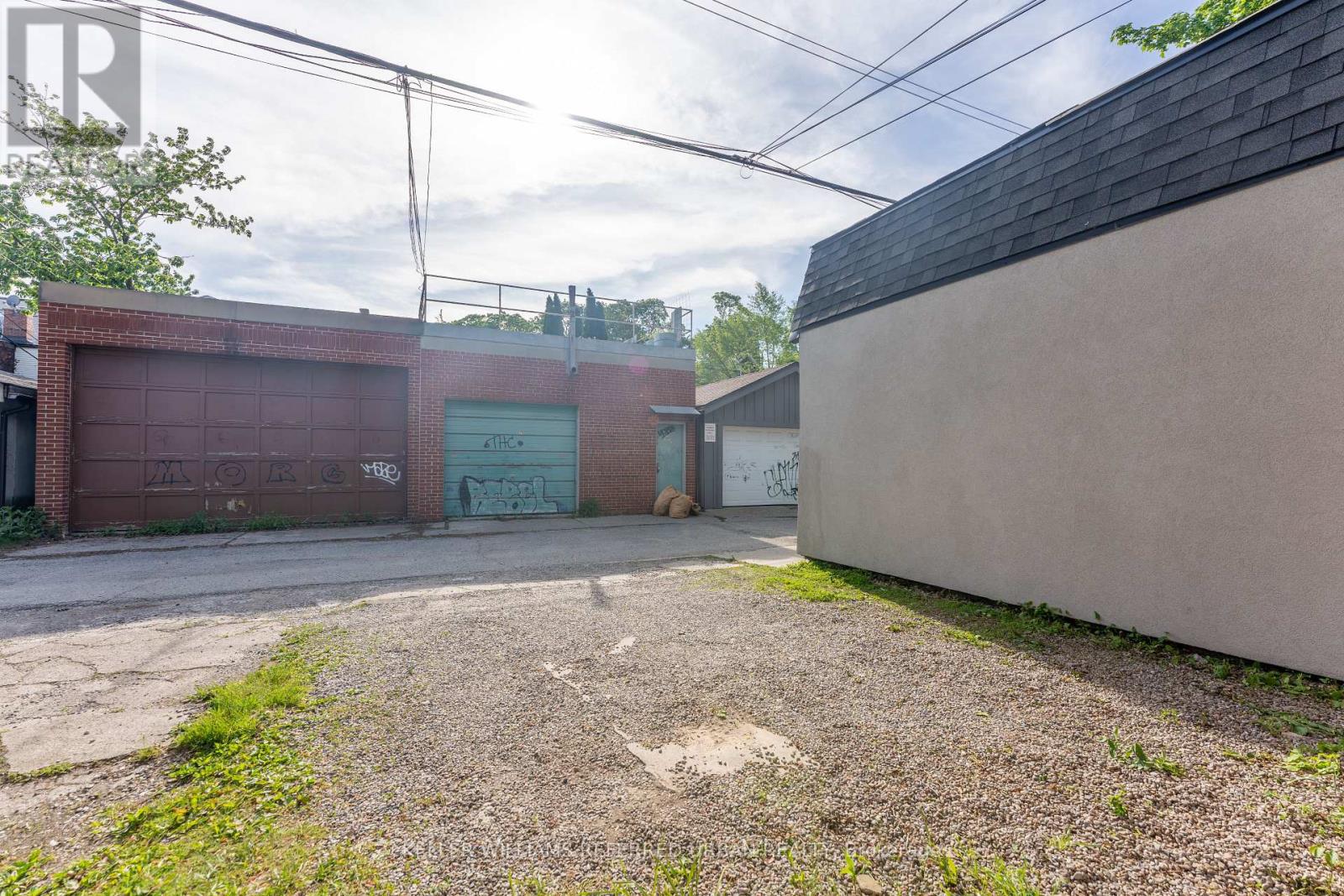 102 Gough Avenue, Toronto, Ontario  M4K 3N8 - Photo 30 - E13221006
