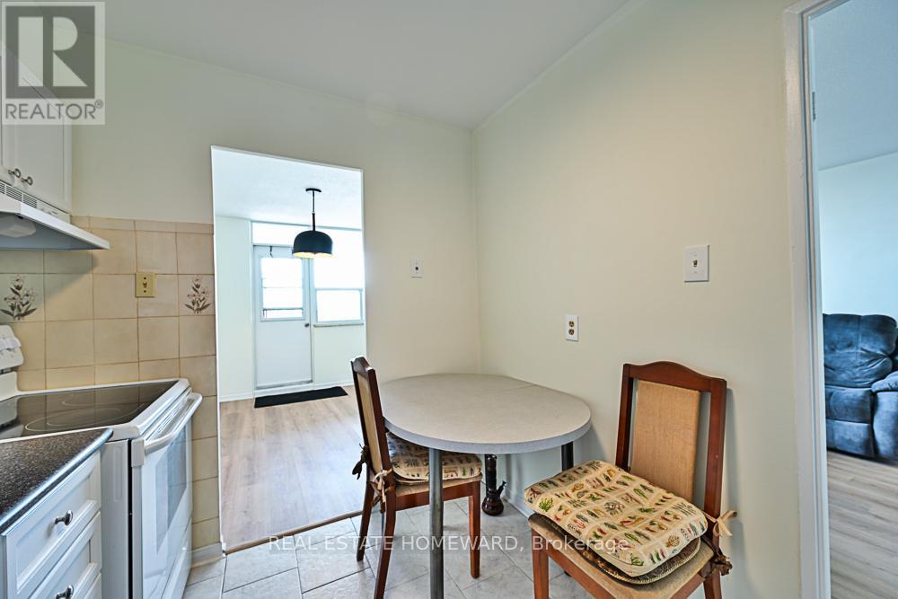 1015 - 2550 Pharmacy Avenue, Toronto, Ontario  M1W 1H9 - Photo 37 - E13221078