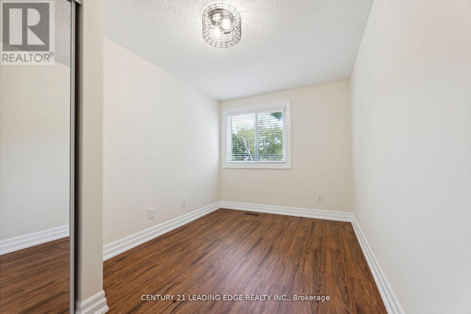 317 Homestead Drive, Oshawa, Ontario  L1J 6V2 - Photo 17 - E13221082