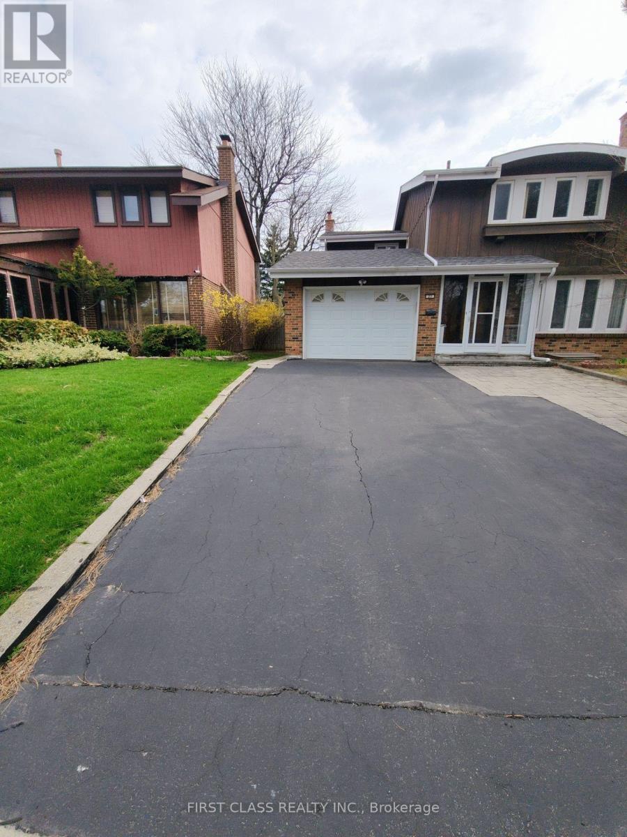 27 Macklingate Court, Toronto, Ontario  M1V 1A2 - Photo 15 - E13221122