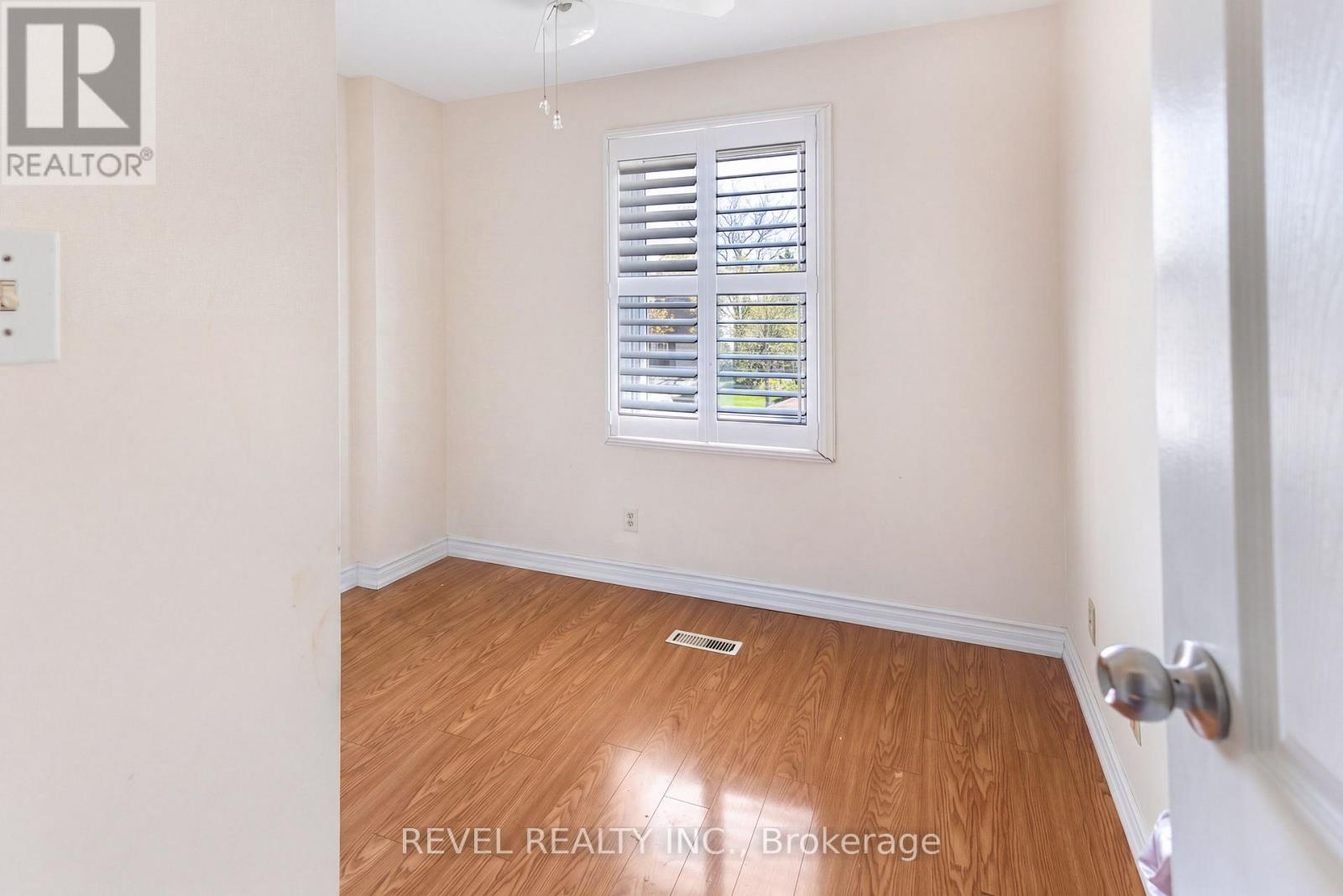 1518 Woodruff Crescent, Pickering, Ontario  L1V 3S6 - Photo 12 - E13221142