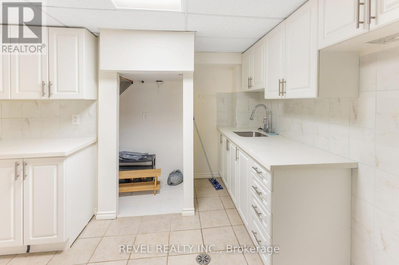 1518 Woodruff Crescent, Pickering, Ontario  L1V 3S6 - Photo 22 - E13221142
