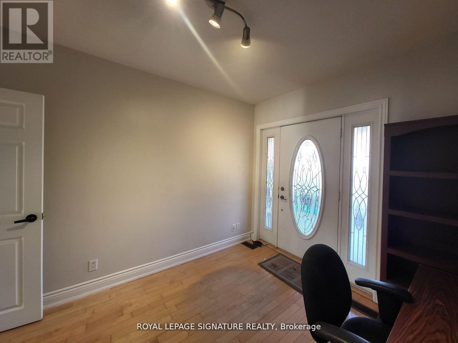Main Fl - 33 Athlone Road, Toronto, Ontario  M4J 4H3 - Photo 20 - E13220704
