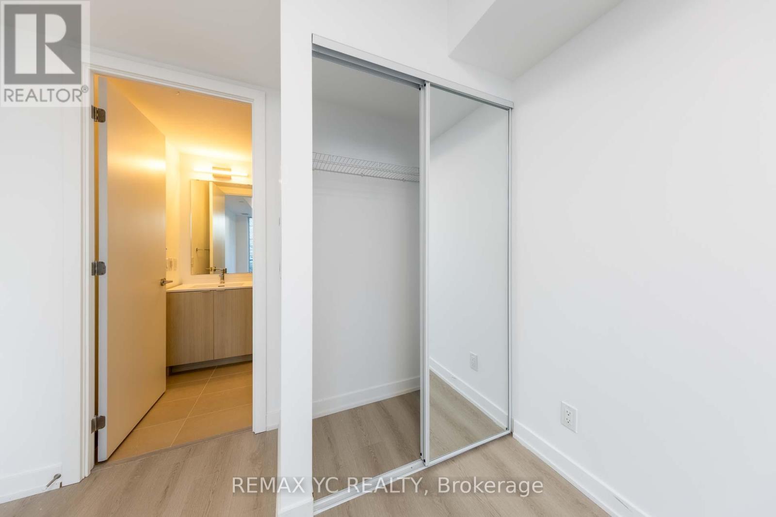 1901 - 100 Queen Street E, Toronto, Ontario  M5C 0B5 - Photo 21 - C13177028