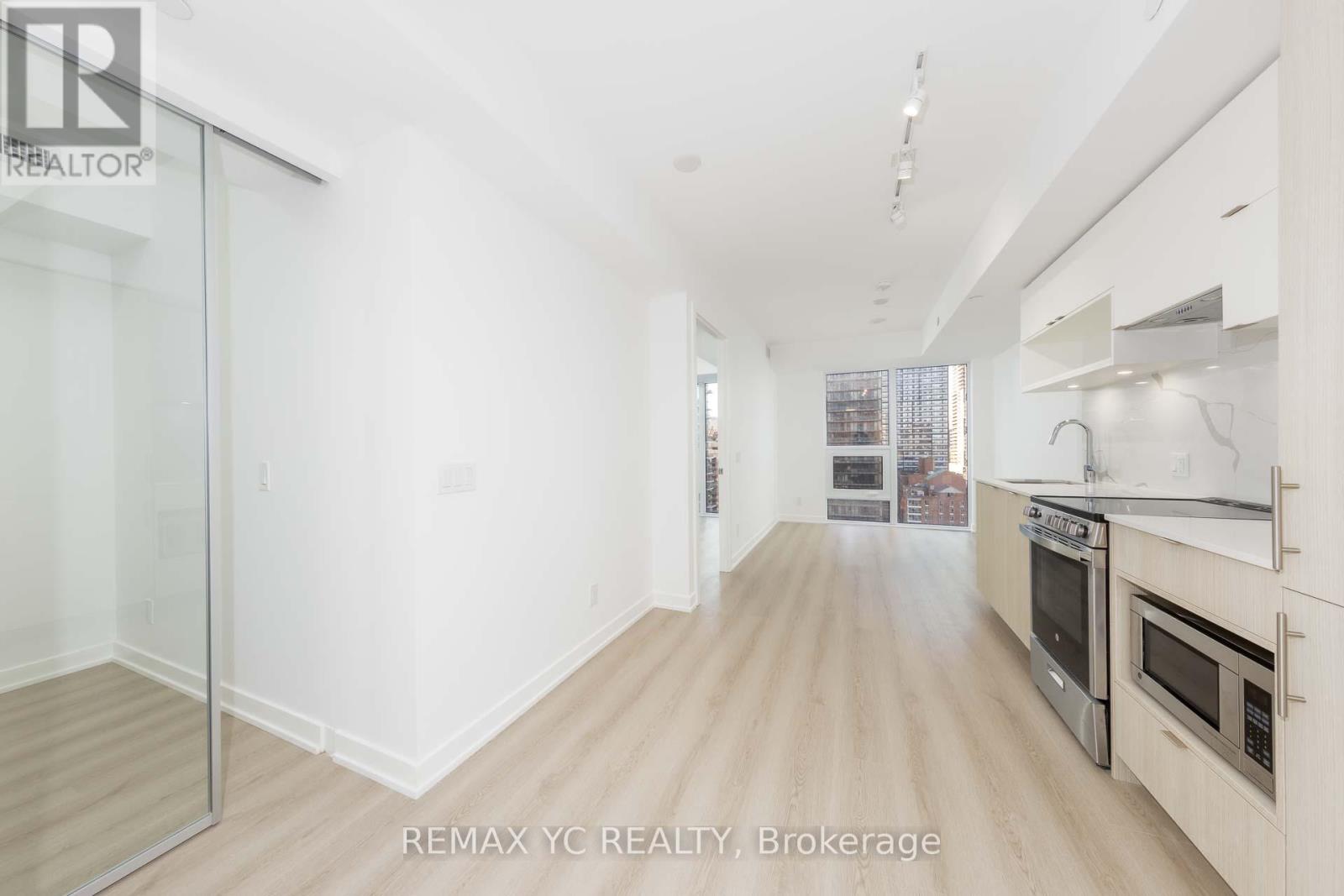1901 - 100 Queen Street E, Toronto, Ontario  M5C 0B5 - Photo 3 - C13177028
