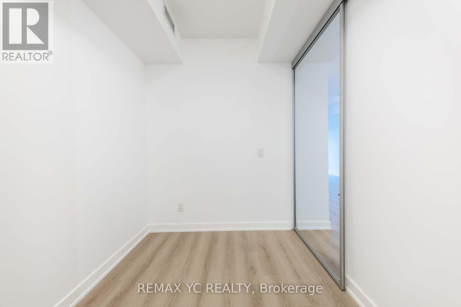 1901 - 100 Queen Street E, Toronto, Ontario  M5C 0B5 - Photo 5 - C13177028