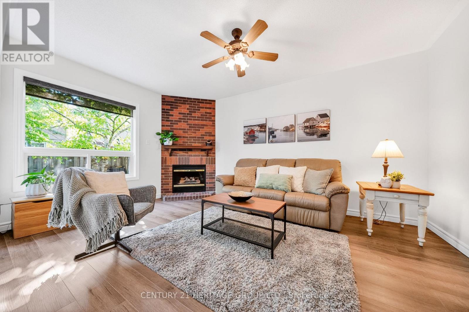 403 Bartholomew Drive, Newmarket, Ontario  L3X 2E7 - Photo 17 - N13221016