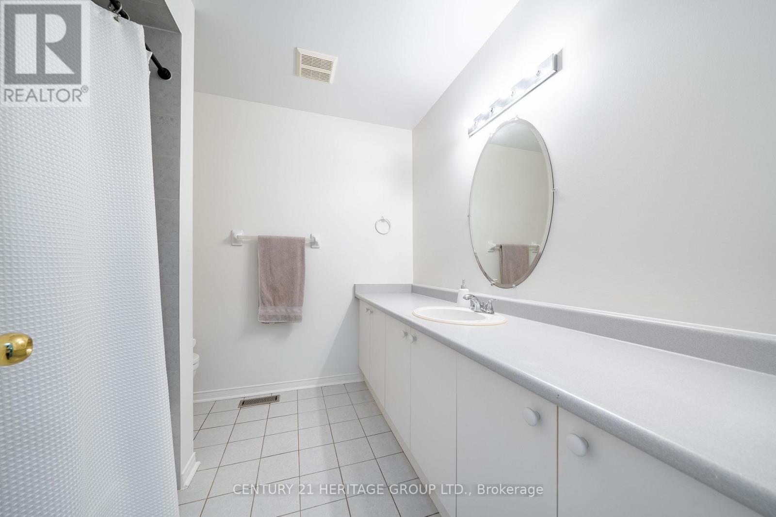 403 Bartholomew Drive, Newmarket, Ontario  L3X 2E7 - Photo 31 - N13221016