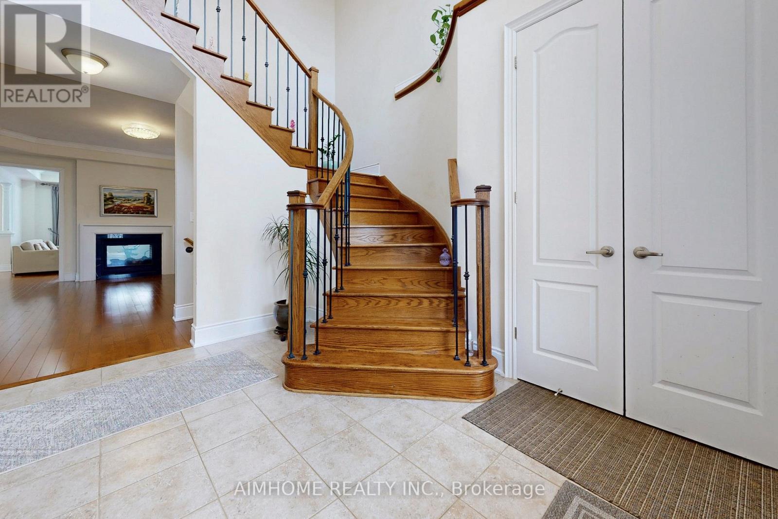 35 Marbrook Street, Richmond Hill, Ontario  L4C 0Y9 - Photo 11 - N13221150