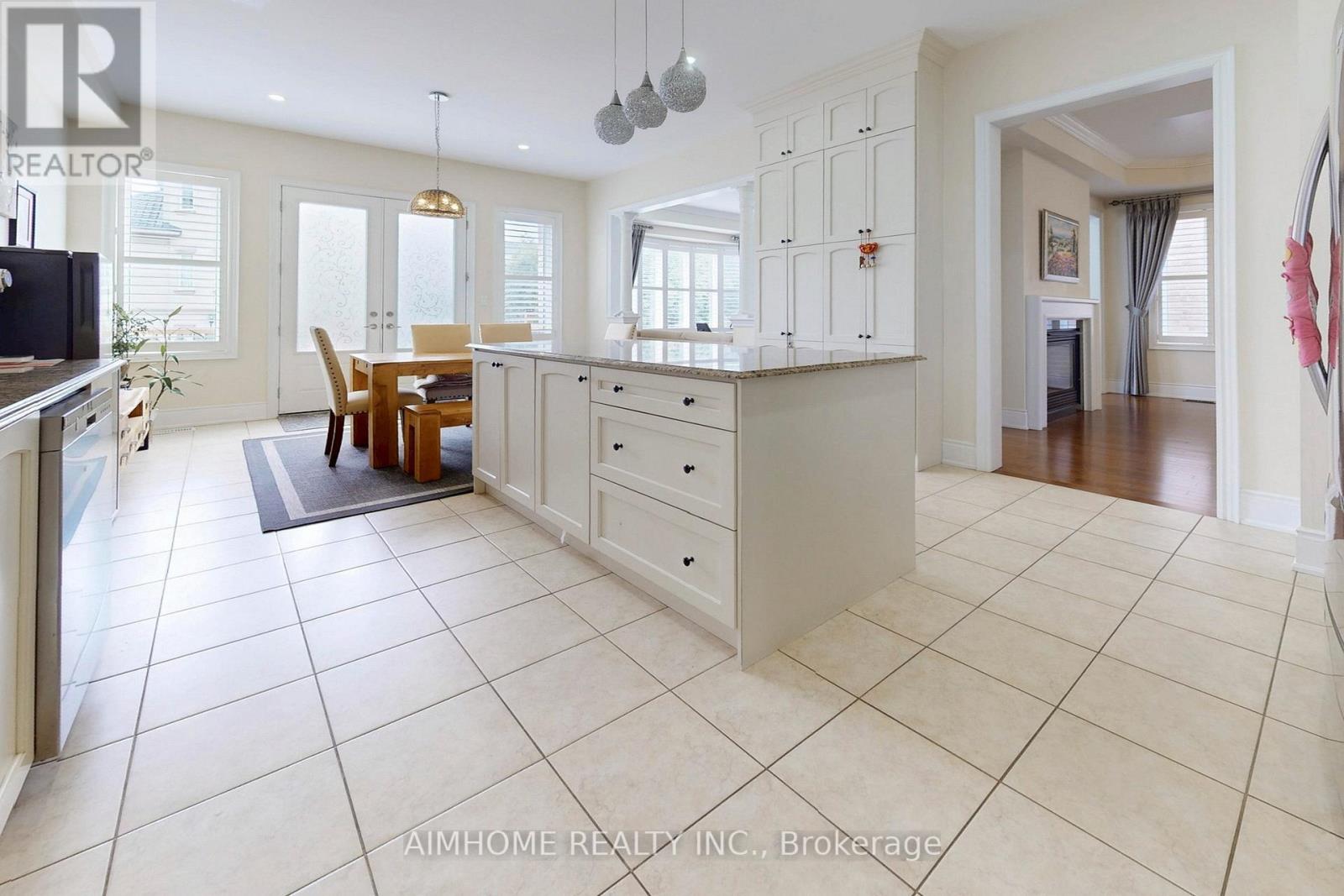 35 Marbrook Street, Richmond Hill, Ontario  L4C 0Y9 - Photo 15 - N13221150