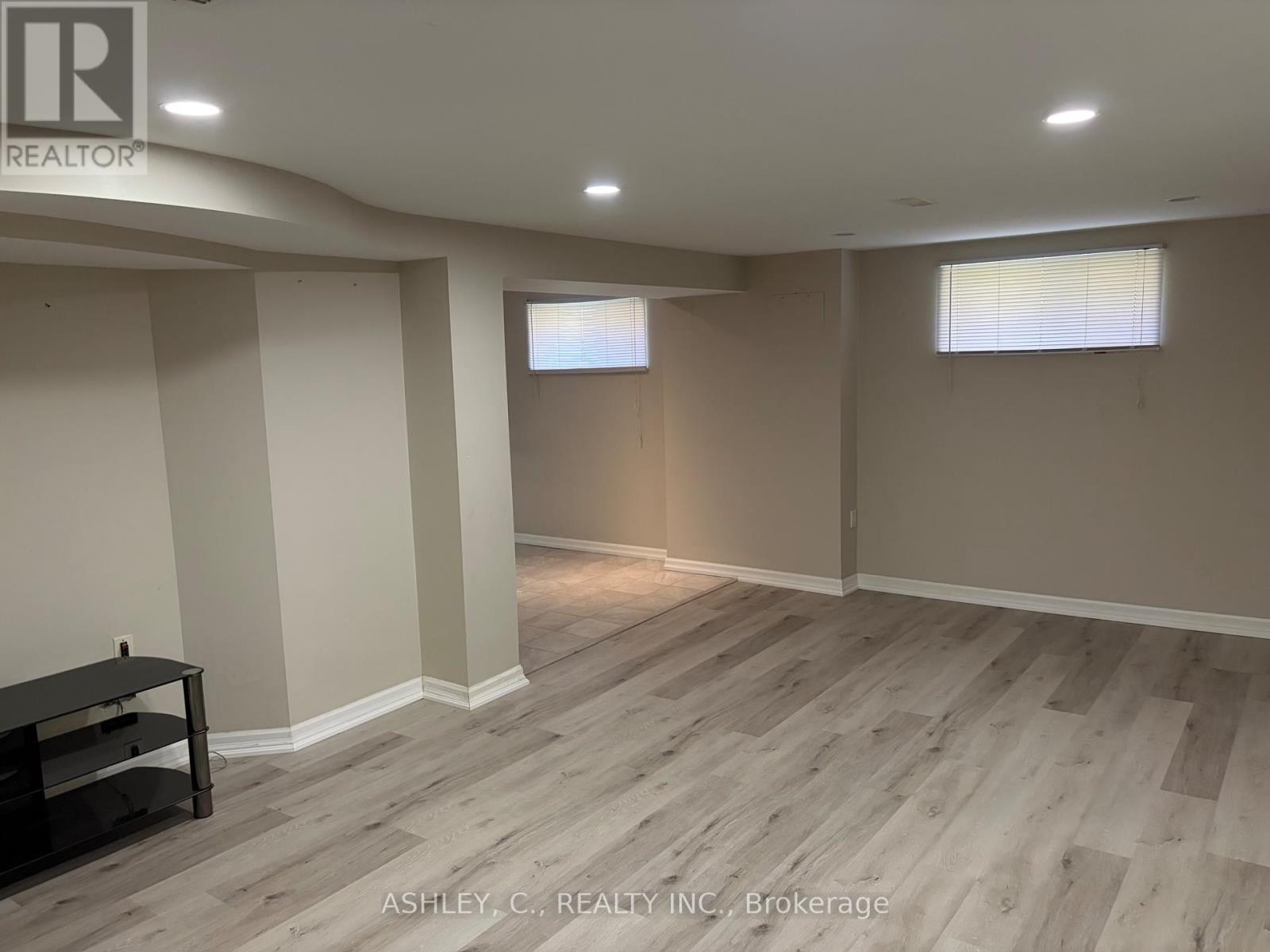 Bsmt - 267 King Street E, Mississauga, Ontario  L5A 1T4 - Photo 7 - W13035968