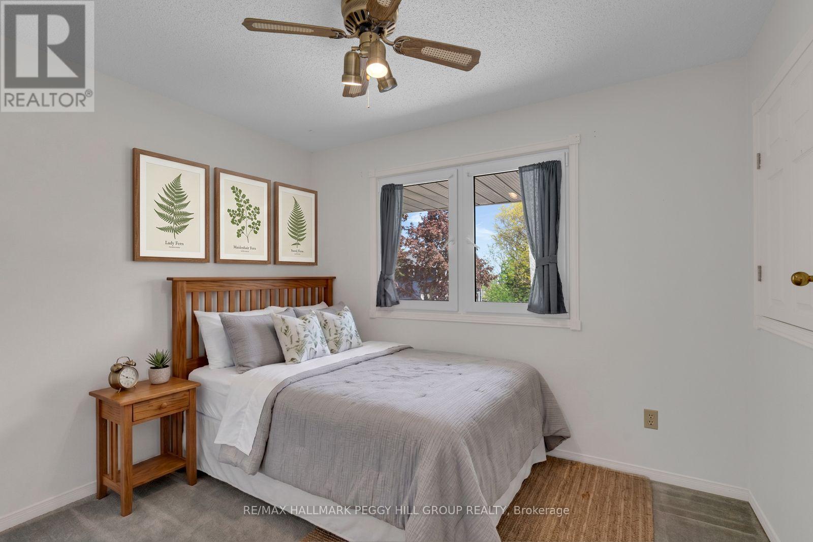 19 Murray Street, Barrie (Allandale Heights), Ontario  L4N 2X1 - Photo 10 - S13221014